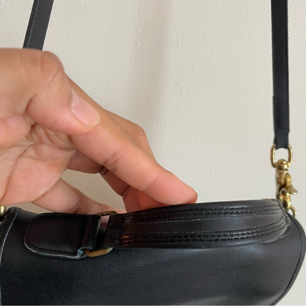 Coach Vintage 1983‎ The Station CrossBody Top Handle Leather Bag in Black - Picture 6 of 11